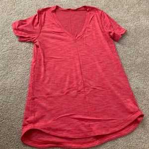 Women’s Lululemon shirt